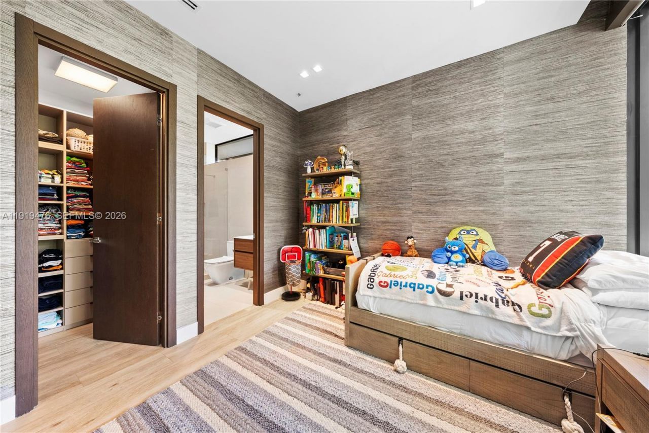 1202 NE 93rd St, Miami Shores, FL 33138 Photo