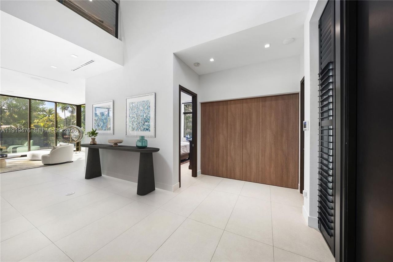 1202 NE 93rd St, Miami Shores, FL 33138 Photo