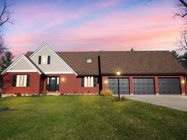 624 Aberfelda Drive, Springfield, OH 45504