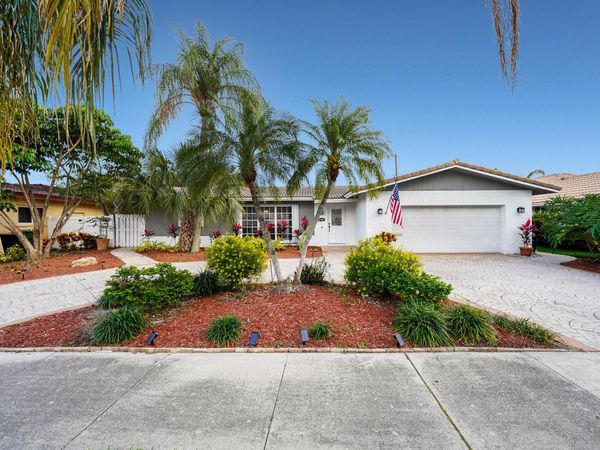 2102 NE 68th Street, Fort Lauderdale, FL 33308