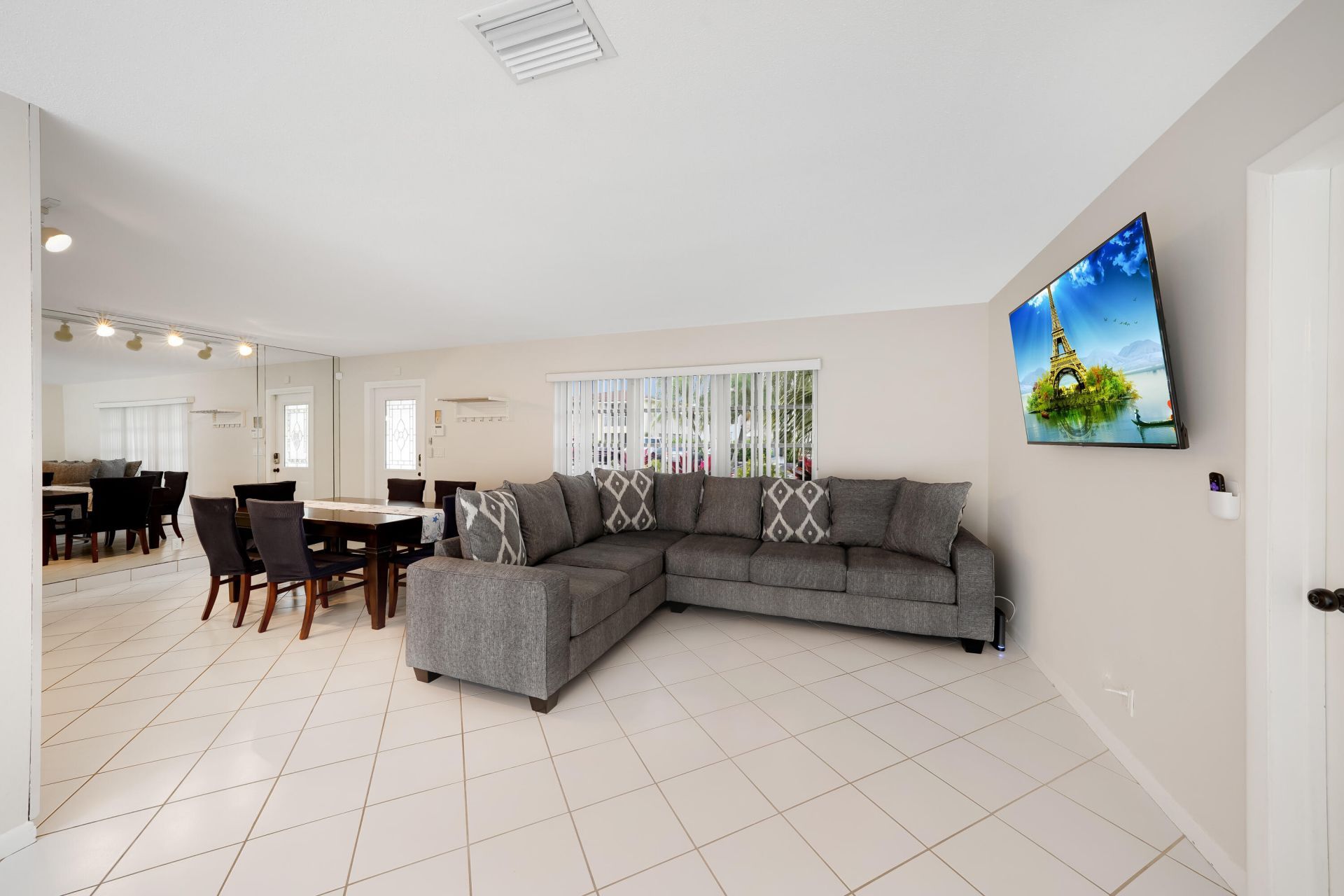 2102 NE 68th Street, Fort Lauderdale, FL 33308 Photo
