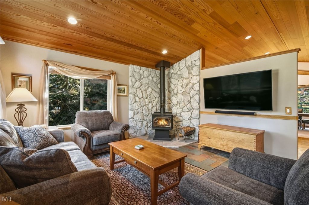 858 Jennifer Street, Incline Village, NV 89451 Photo