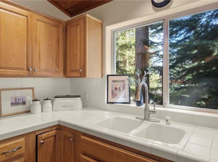 858 Jennifer Street, Incline Village, NV 89451 Photo