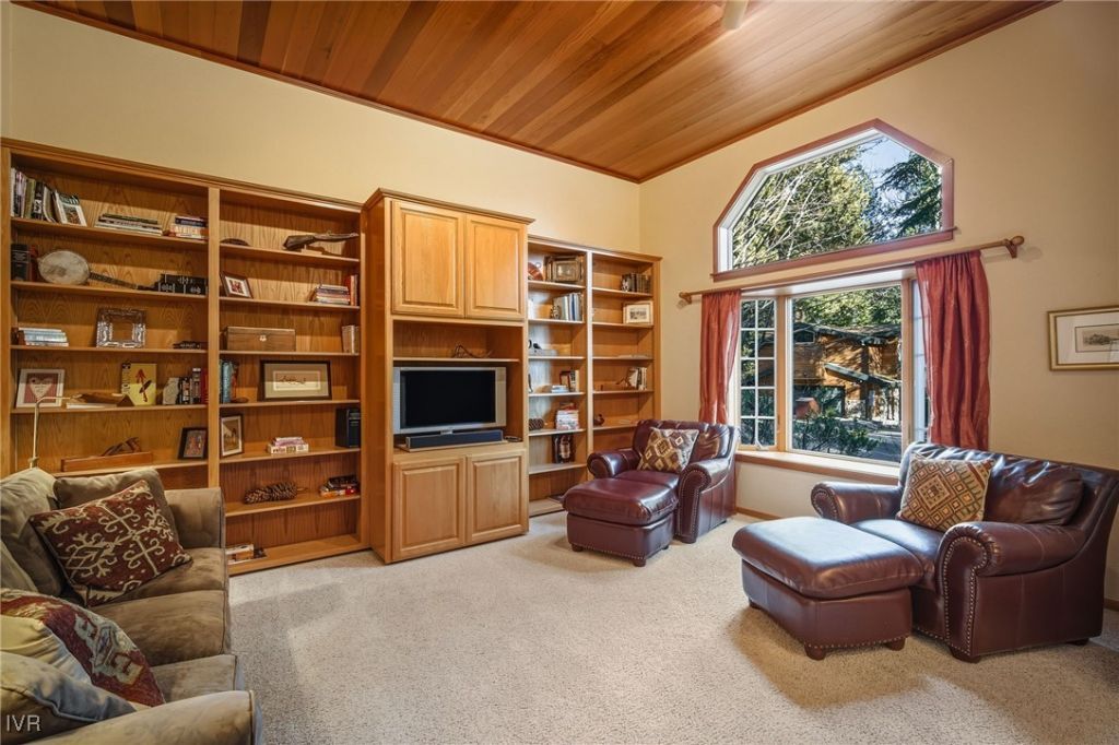 858 Jennifer Street, Incline Village, NV 89451 Photo