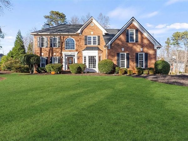 2349 Meadow Isle Lane, Lawrenceville, GA 30043