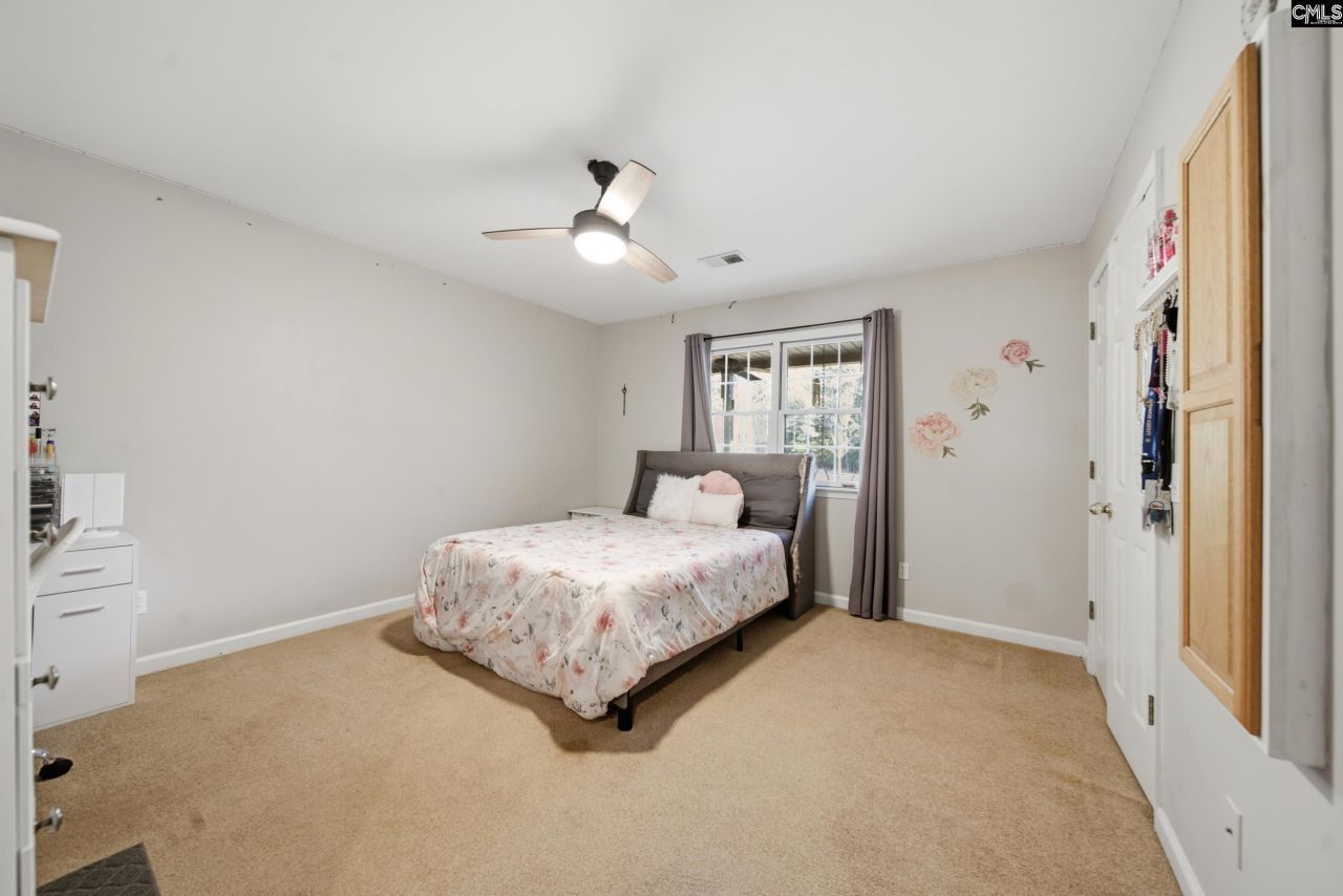 1381 Mike Stuck Road Photo 17