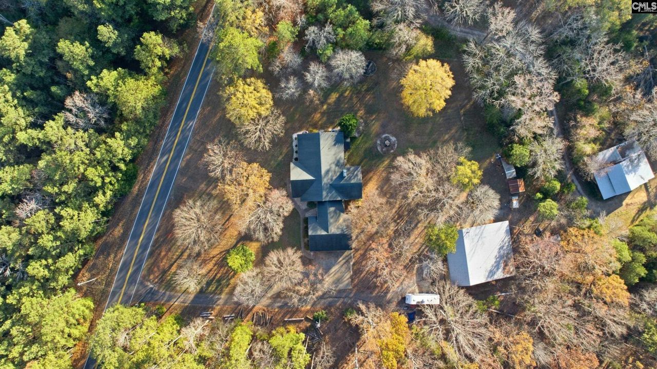 1381 Mike Stuck Road Photo 2