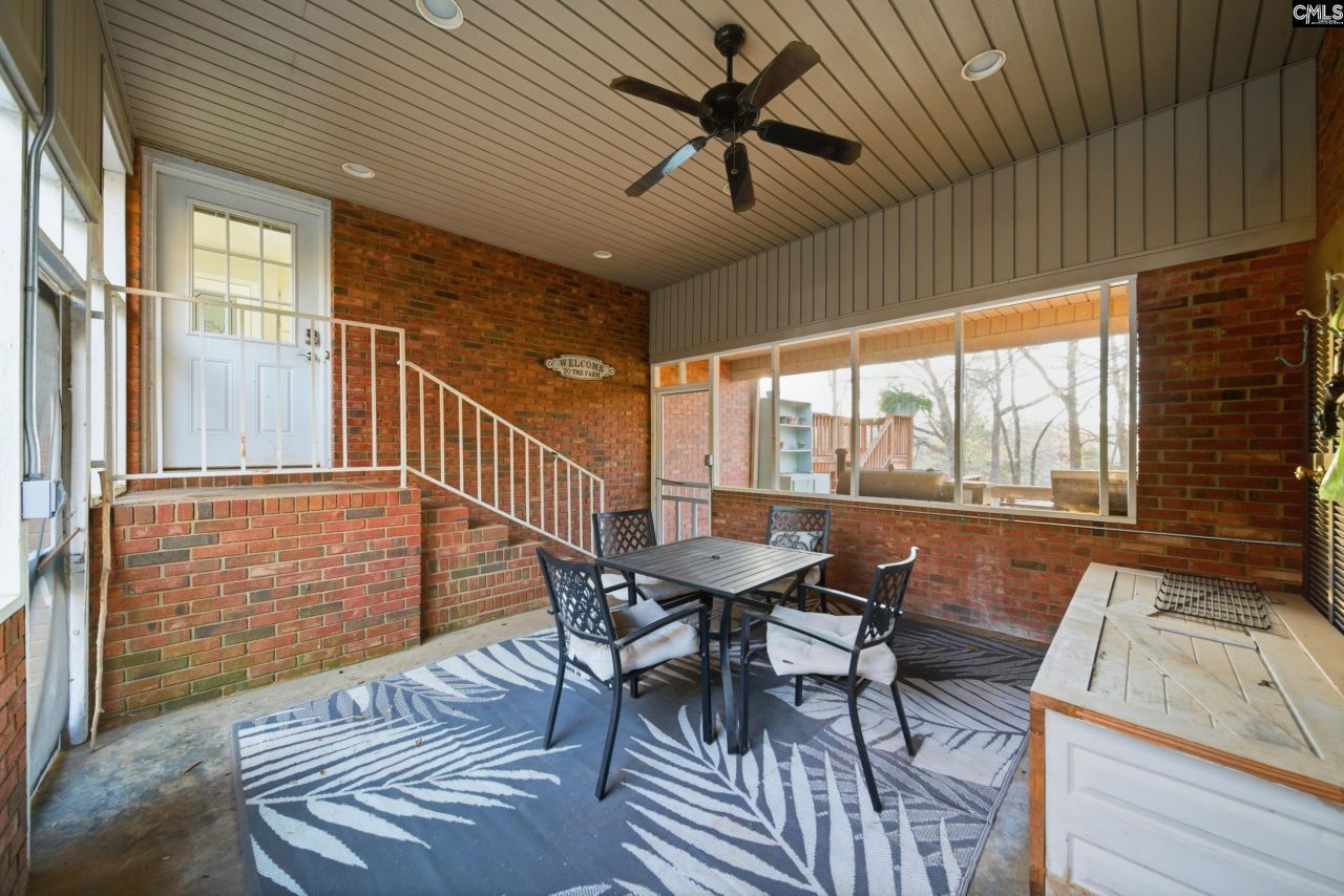 1381 Mike Stuck Road Photo 28