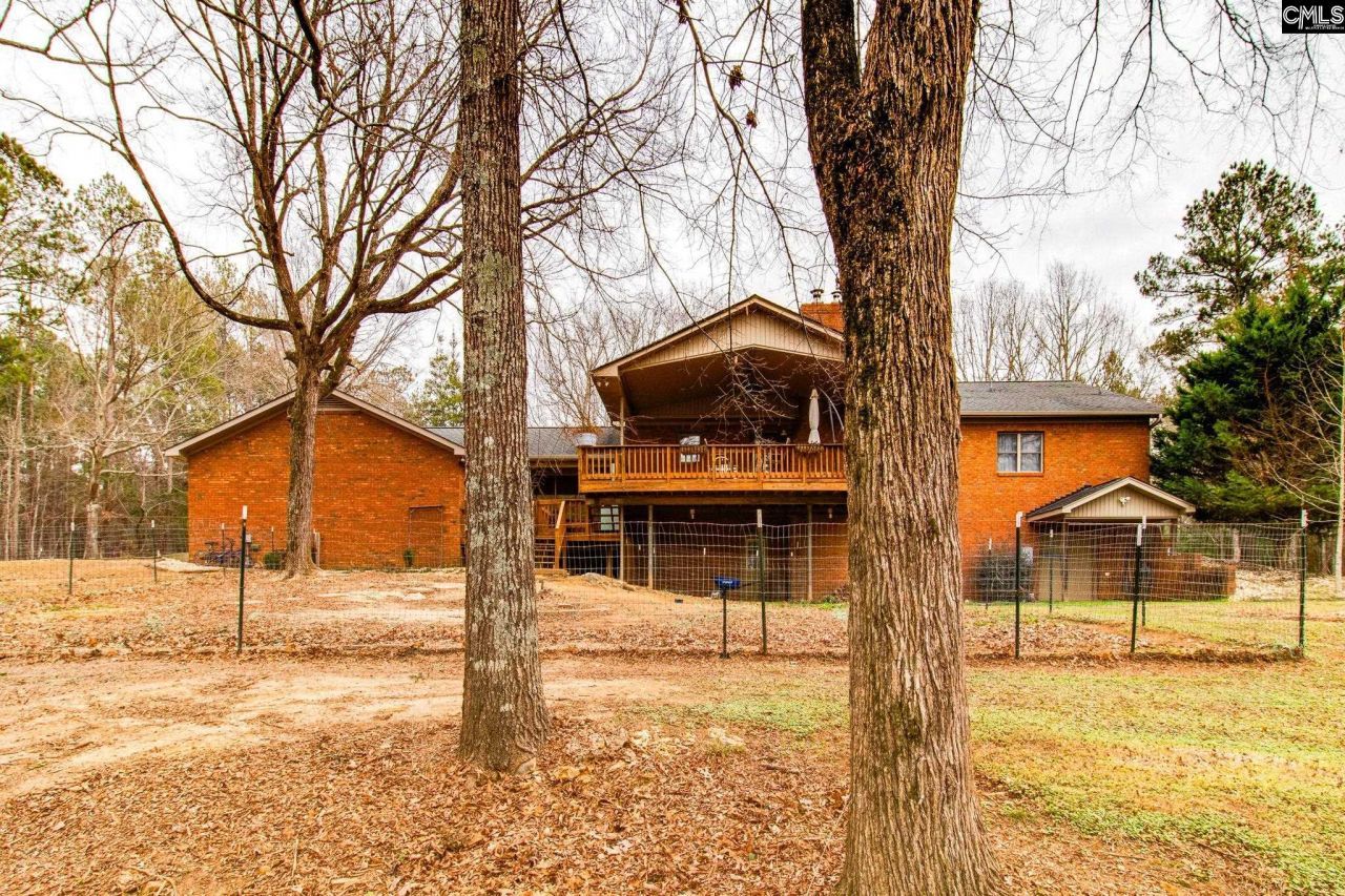 1381 Mike Stuck Road Photo 3