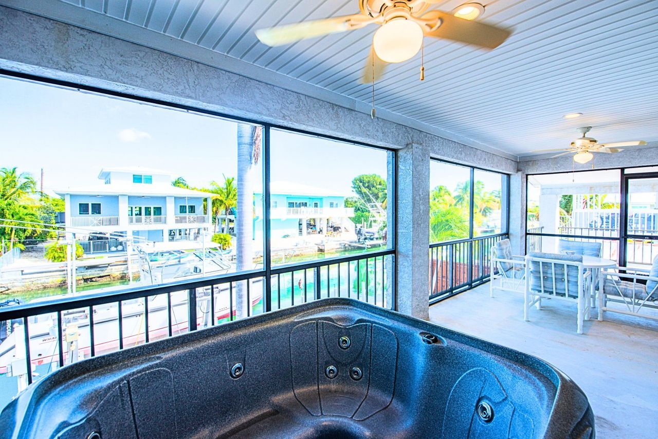 857 E Caribbean Drive, Summerland Key, FL 33042 Photo