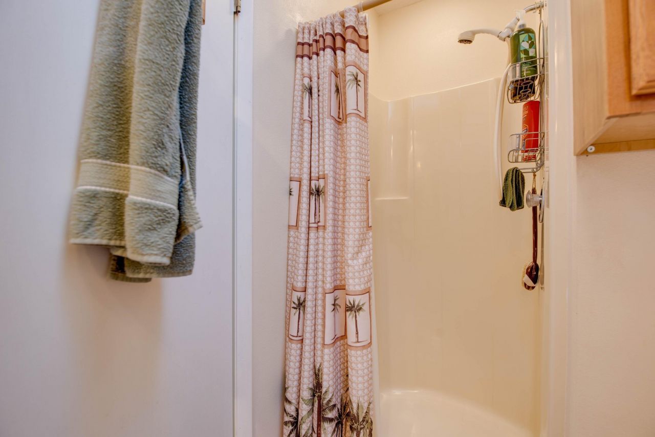 857 E Caribbean Drive, Summerland Key, FL 33042 Photo