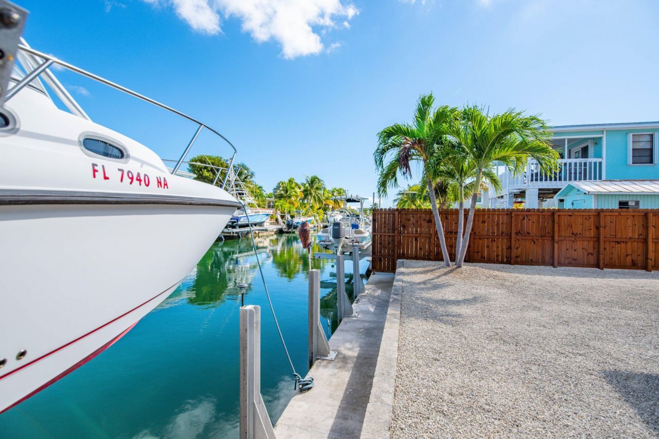 857 E Caribbean Drive, Summerland Key, FL 33042 Photo