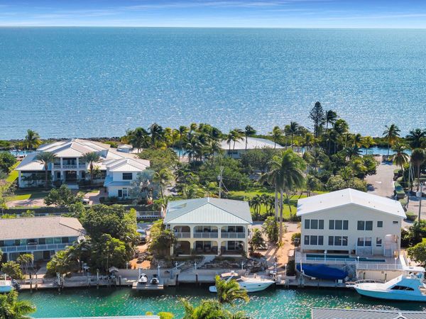 340 E Seaview Drive, Duck, FL 33050