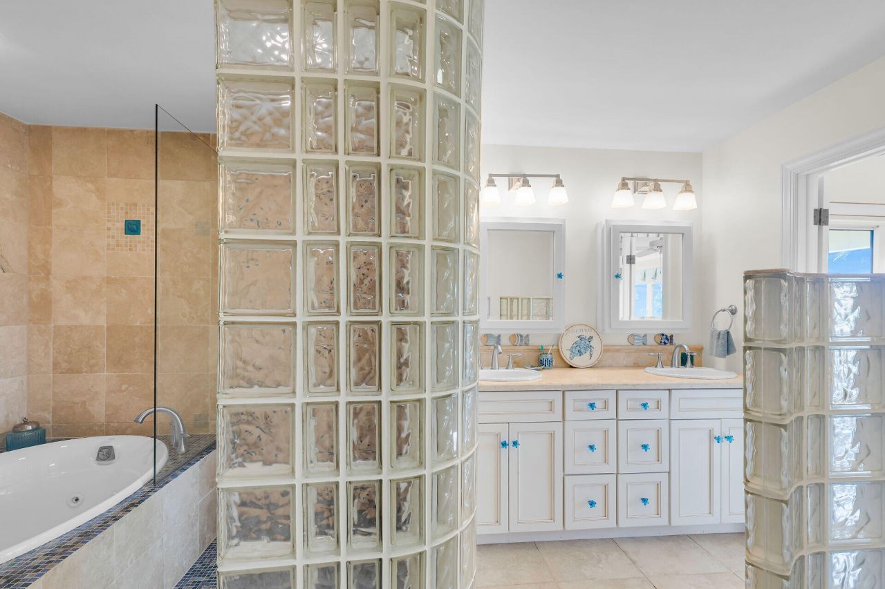 340 E Seaview Drive, Duck, FL 33050 Photo