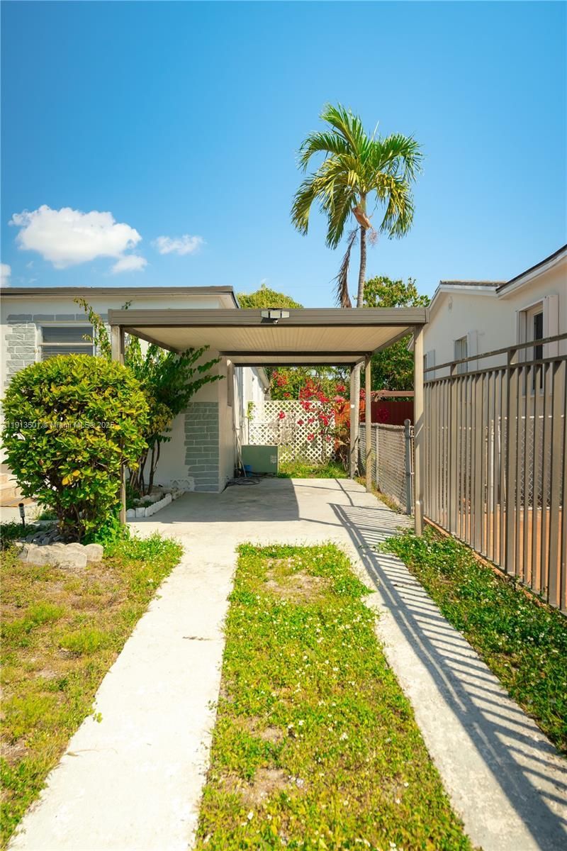 467 SE 3rd St, Unit 1, Hialeah, FL 33010 Photo