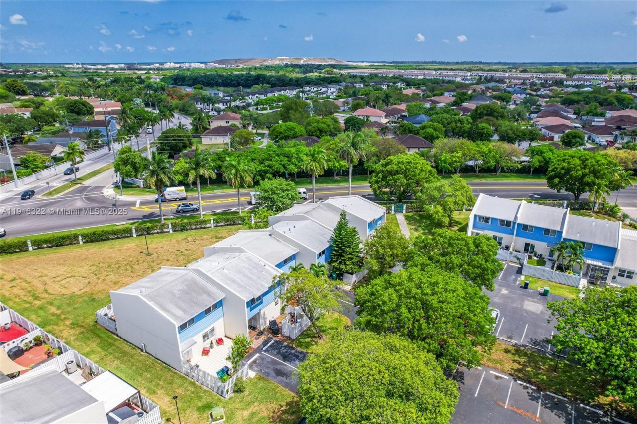 22315 SW 103rd Ave, Cutler Bay, FL 33190 Photo