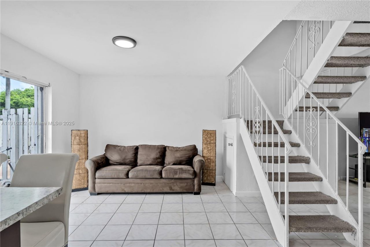 22315 SW 103rd Ave, Cutler Bay, FL 33190 Photo