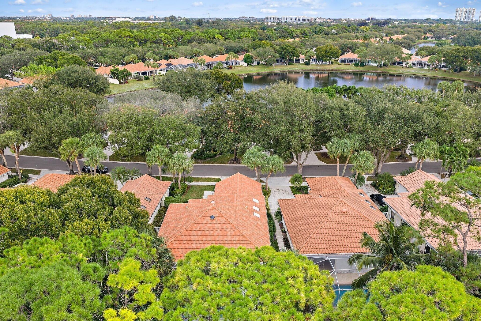 231 E Tall Oaks Circle, Palm Beach Gardens, FL 33410 Photo