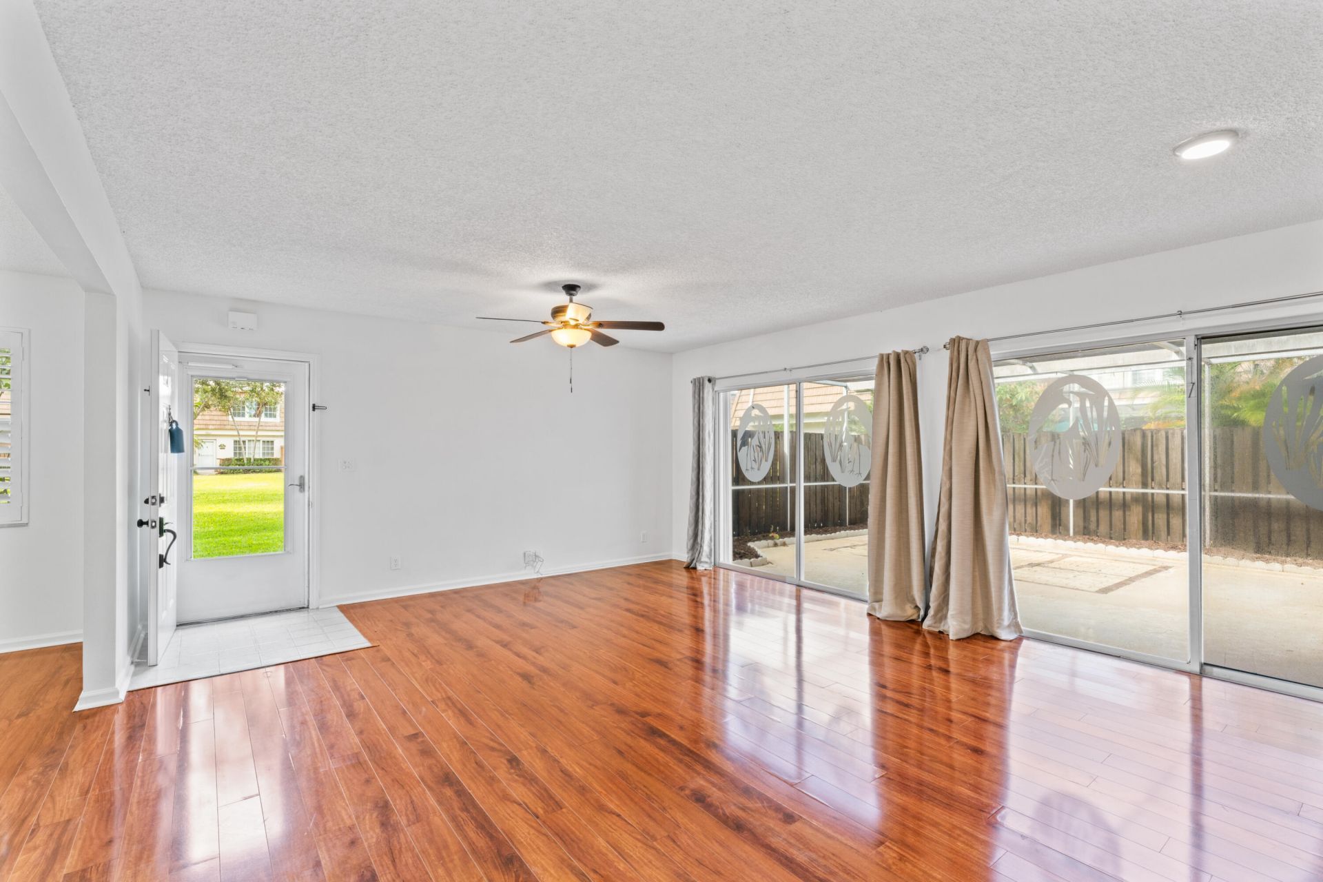 4290 Hazel Avenue, Unit C, Palm Beach Gardens, FL 33410 Photo