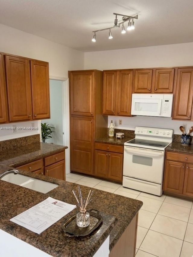 11541 NW 68th Ter, Unit 11541, Doral, FL 33178 Photo