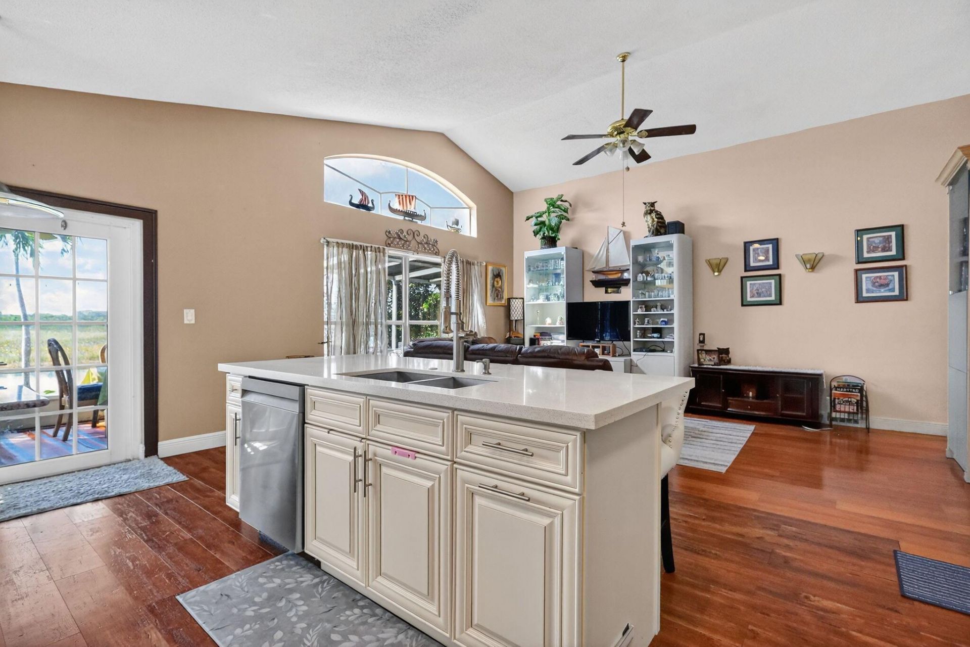 1238 NW 144th Terrace, Pembroke Pines, FL 33028 Photo