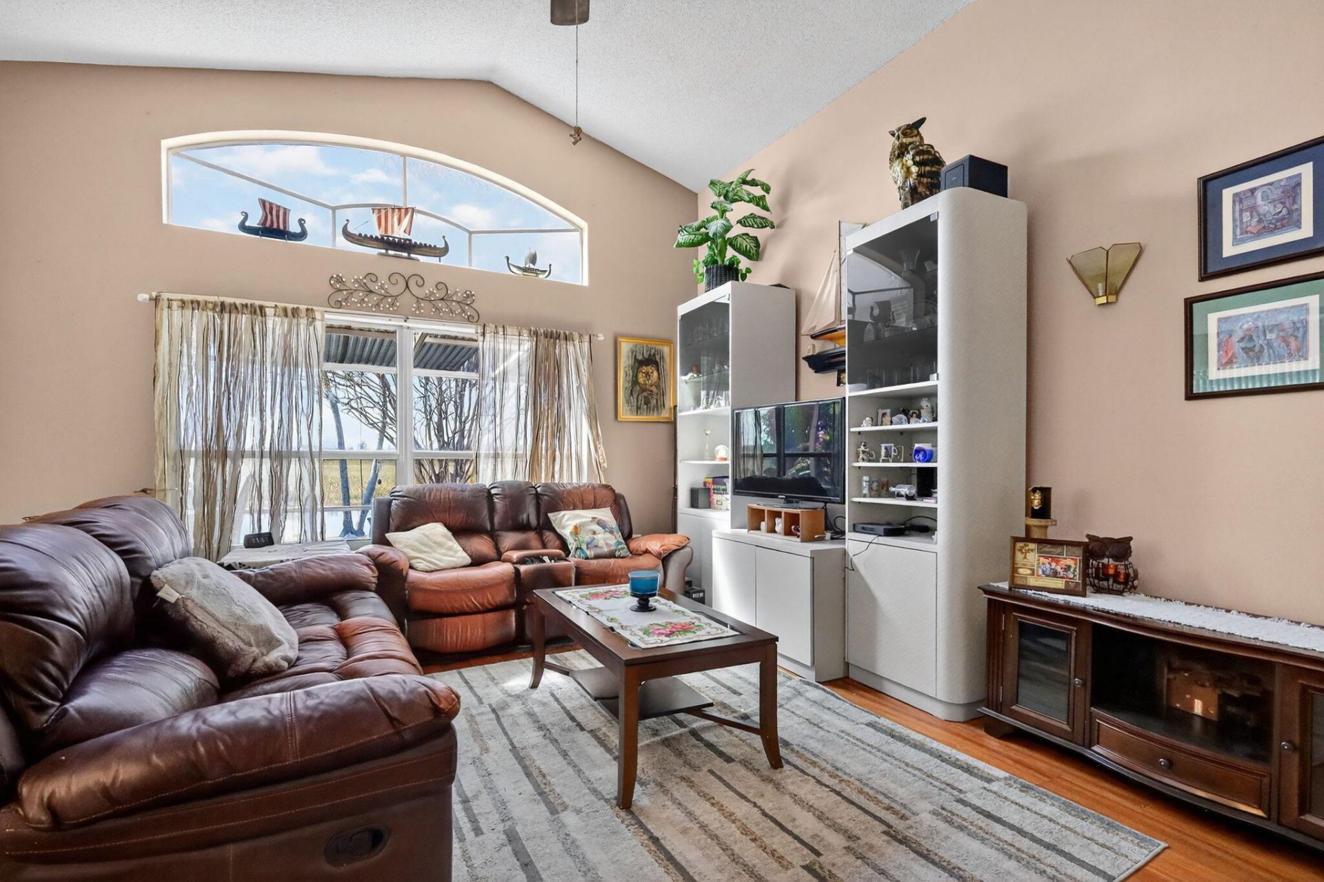 1238 NW 144th Terrace, Pembroke Pines, FL 33028 Photo