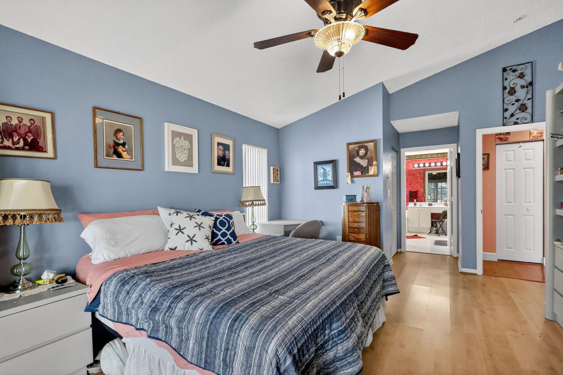 1238 NW 144th Terrace, Pembroke Pines, FL 33028 Photo