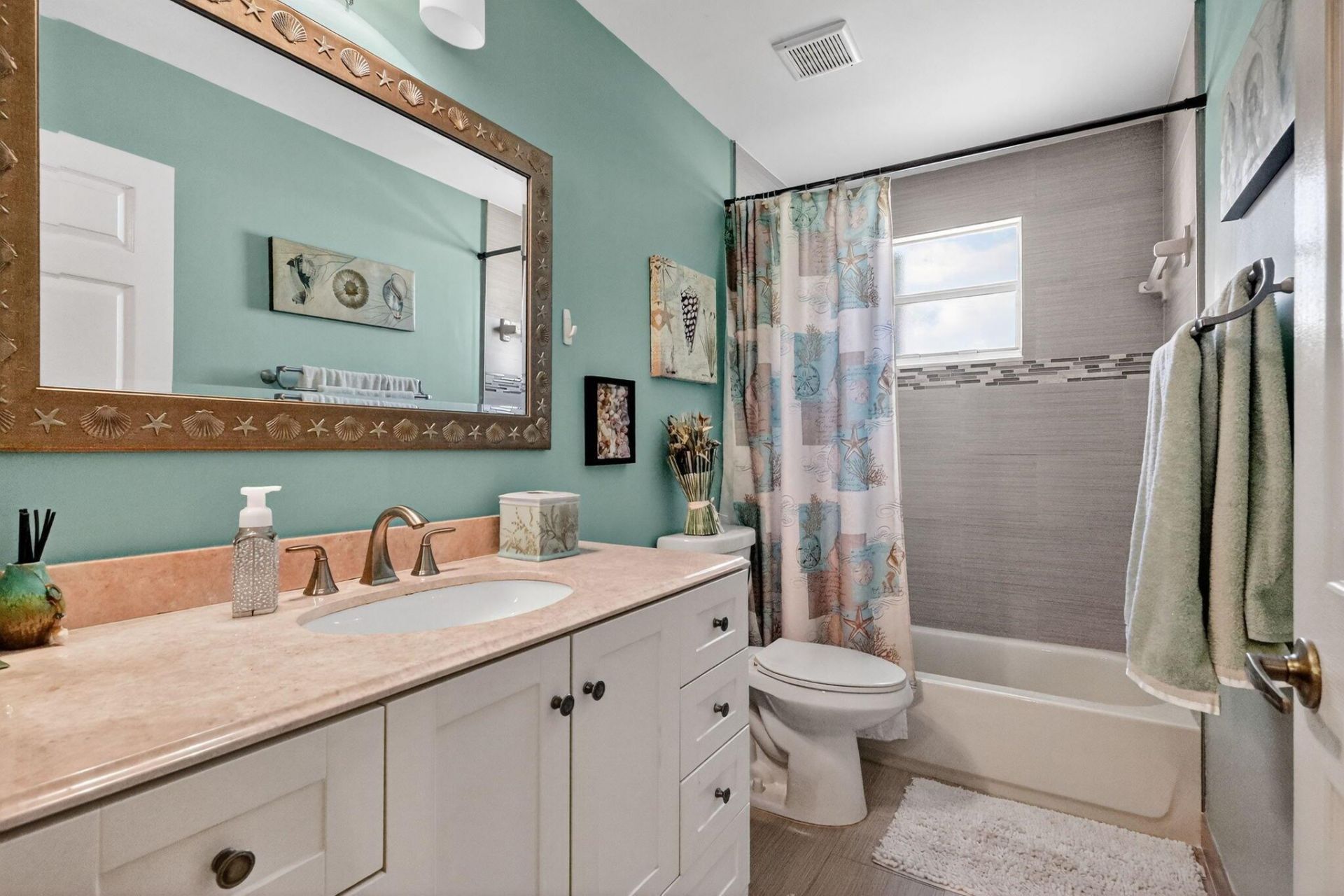 1238 NW 144th Terrace, Pembroke Pines, FL 33028 Photo