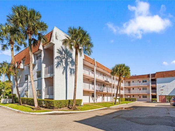 8000 Lagos De Campo Blvd, Unit A-104, Tamarac, FL 33321