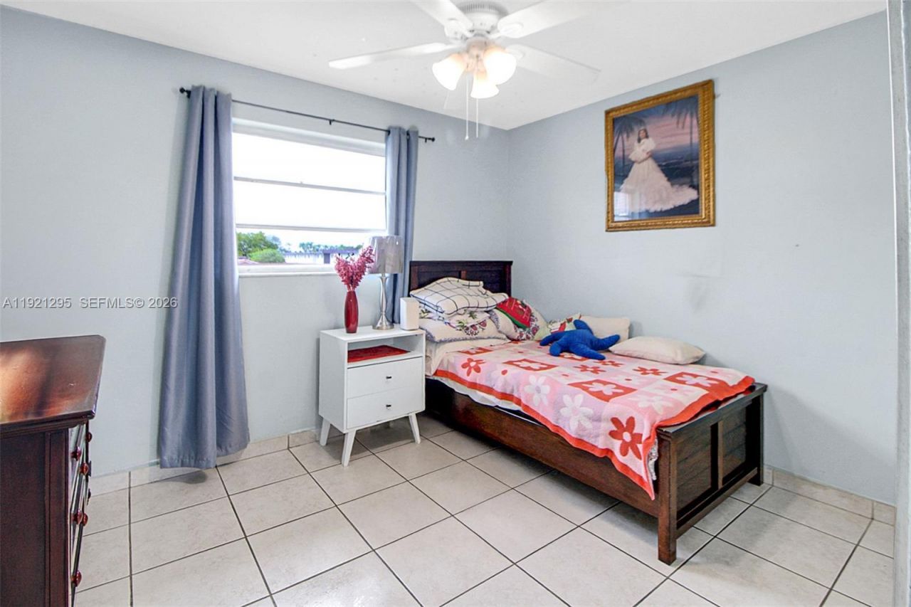 10745 SW 3rd St, Unit 6, Sweetwater, FL 33174 Photo