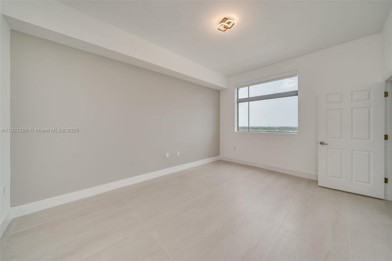 140 S Dixie Hwy, Unit 1007, Hollywood, FL 33020 Photo