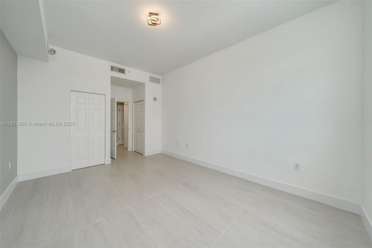 140 S Dixie Hwy, Unit 1007, Hollywood, FL 33020 Photo