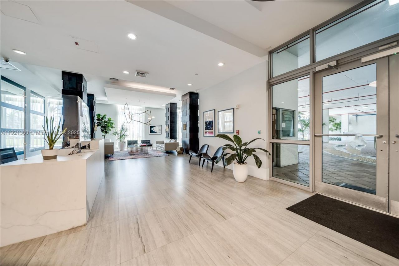 140 S Dixie Hwy, Unit 1007, Hollywood, FL 33020 Photo