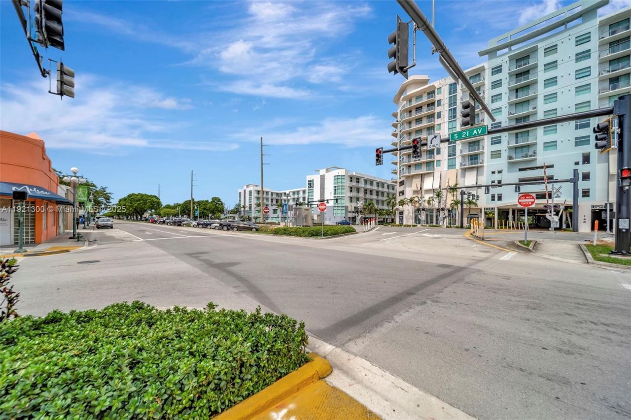 140 S Dixie Hwy, Unit 1007, Hollywood, FL 33020 Photo