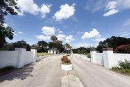 128 Cooper Circle photo 4