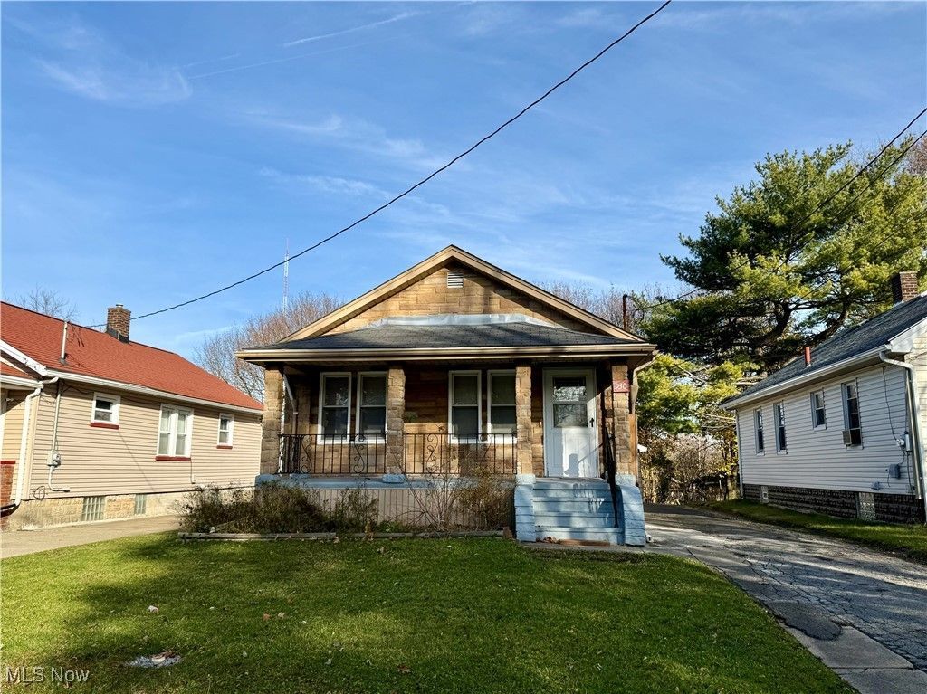 930 Cornell Avenue, Youngstown, OH 44502 Main Photo
