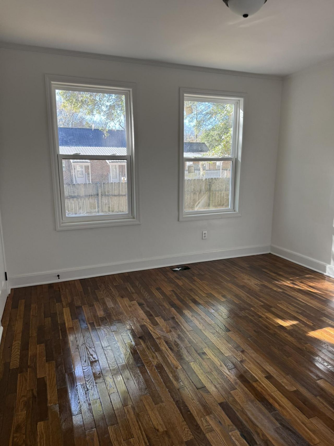 312 Rivers Street Photo 32