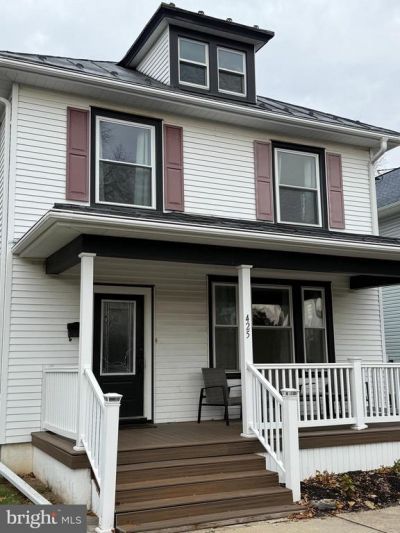 425 E Maple Street, Palmyra, PA 17078 Main Photo