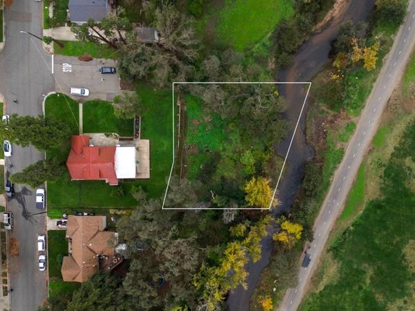 Bonita St, Roseville, CA 95678