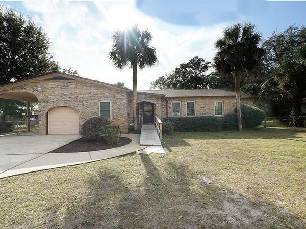 310 NE Stacy Circle, Fort Walton Beach, FL 32548