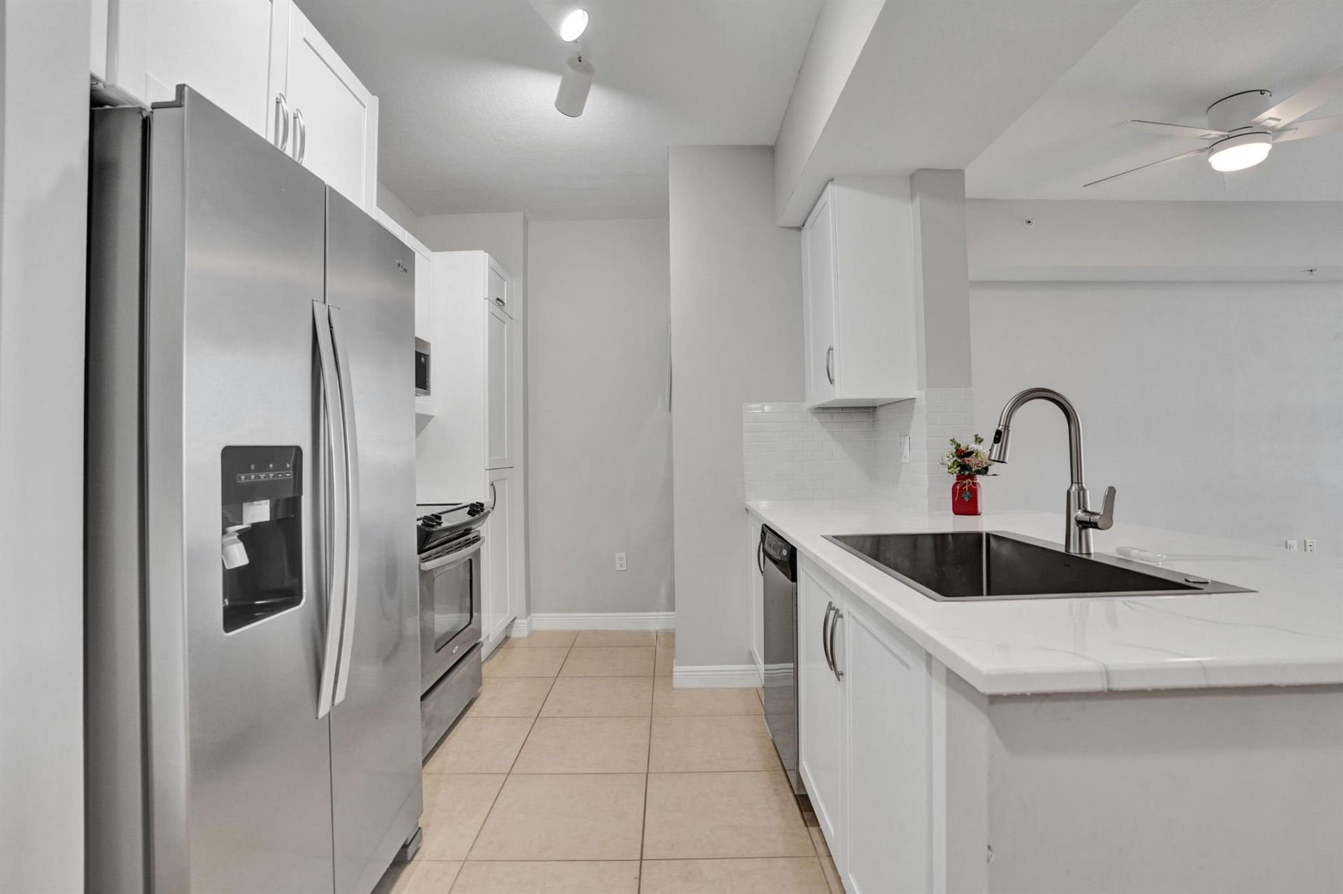 350 N Federal Highway, Unit 903, Boynton Beach, FL 33435 Photo