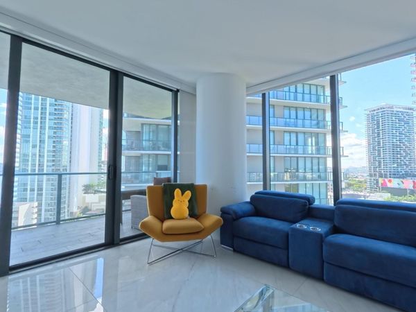 650 NE 32nd Street, Unit 1601, Miami, FL 33137