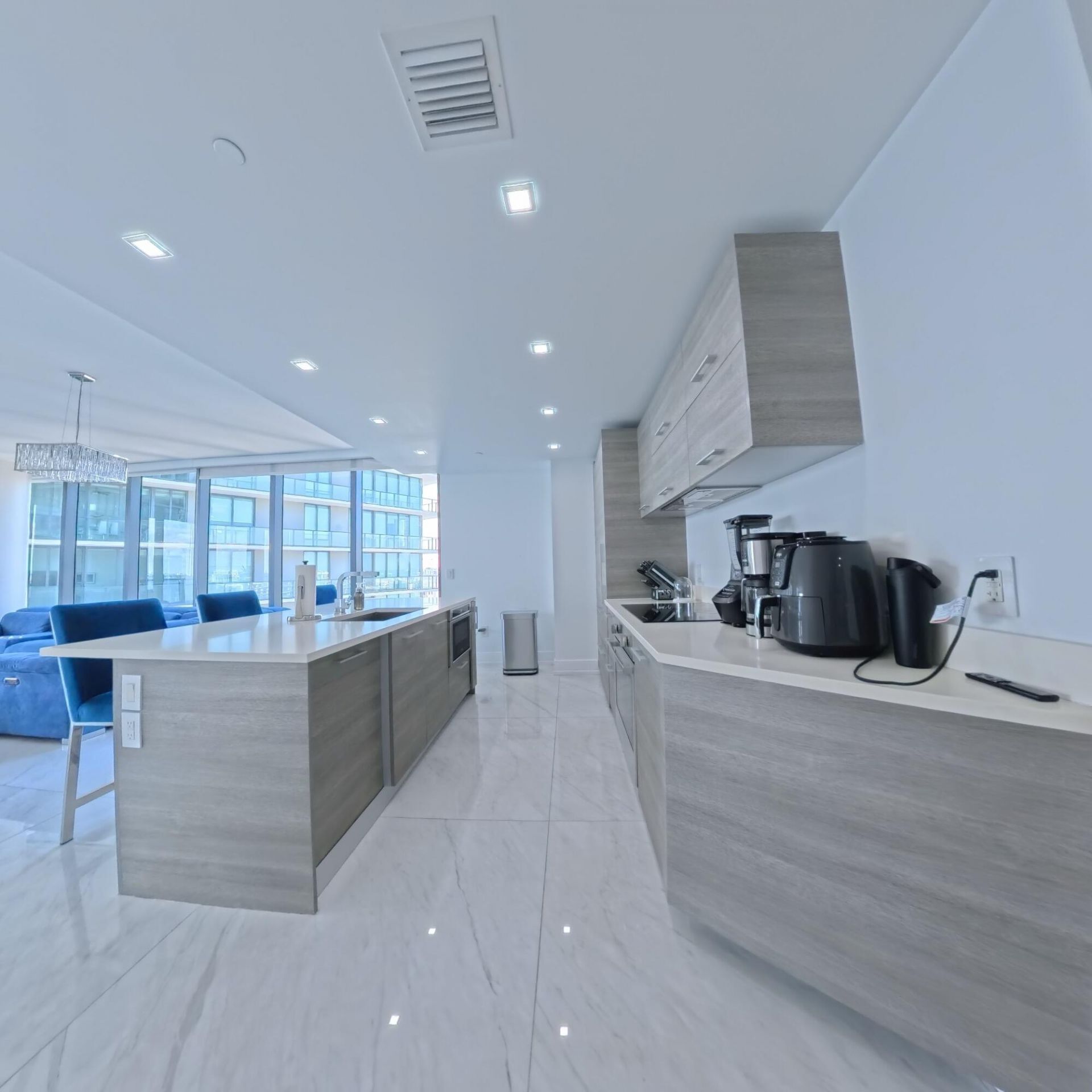 650 NE 32nd Street, Unit 1601, Miami, FL 33137 Photo