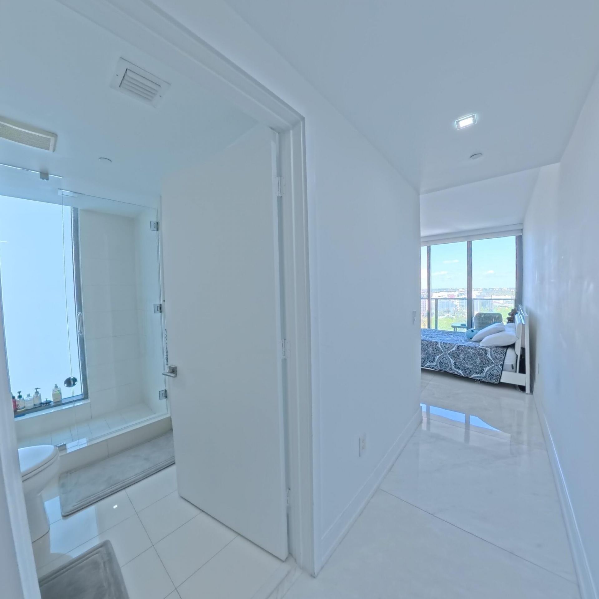 650 NE 32nd Street, Unit 1601, Miami, FL 33137 Photo