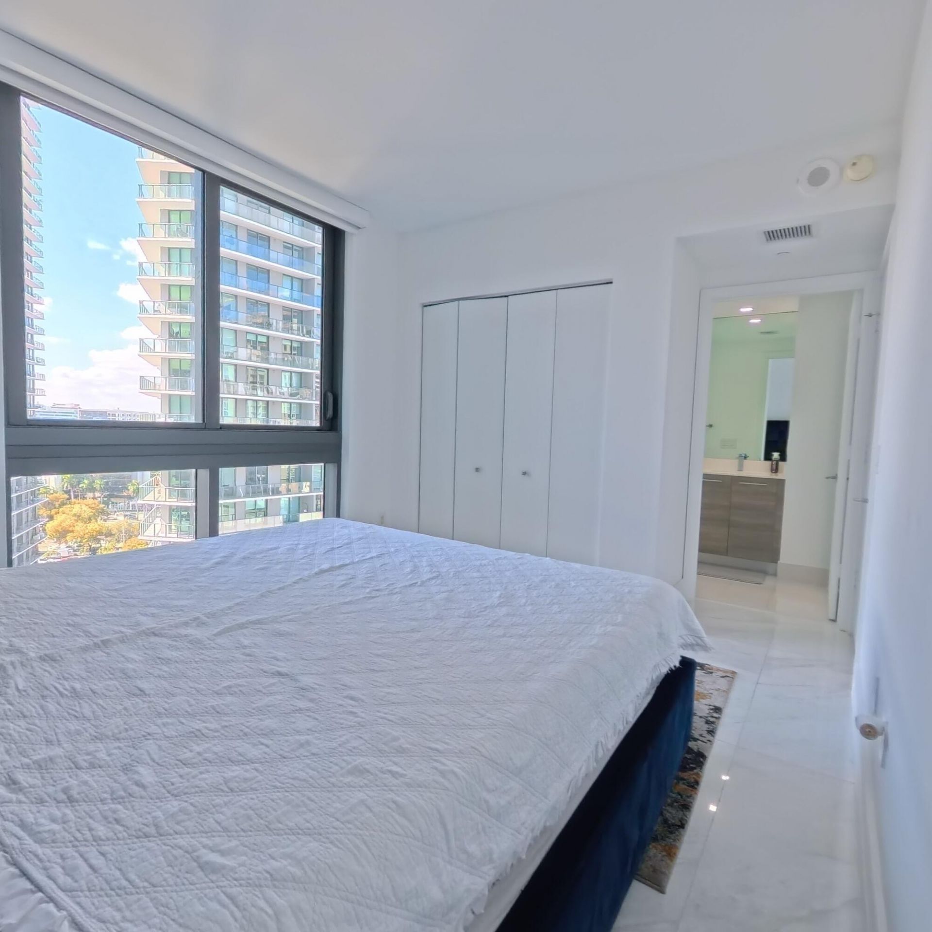 650 NE 32nd Street, Unit 1601, Miami, FL 33137 Photo