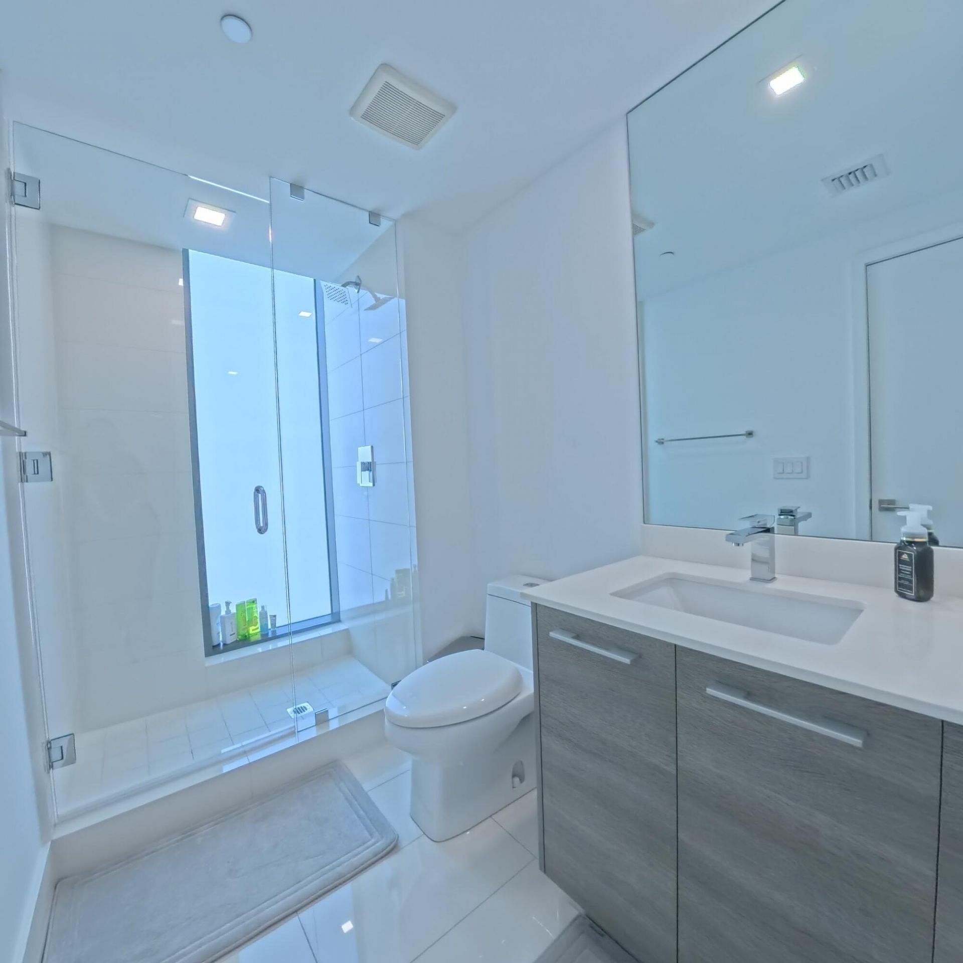 650 NE 32nd Street, Unit 1601, Miami, FL 33137 Photo