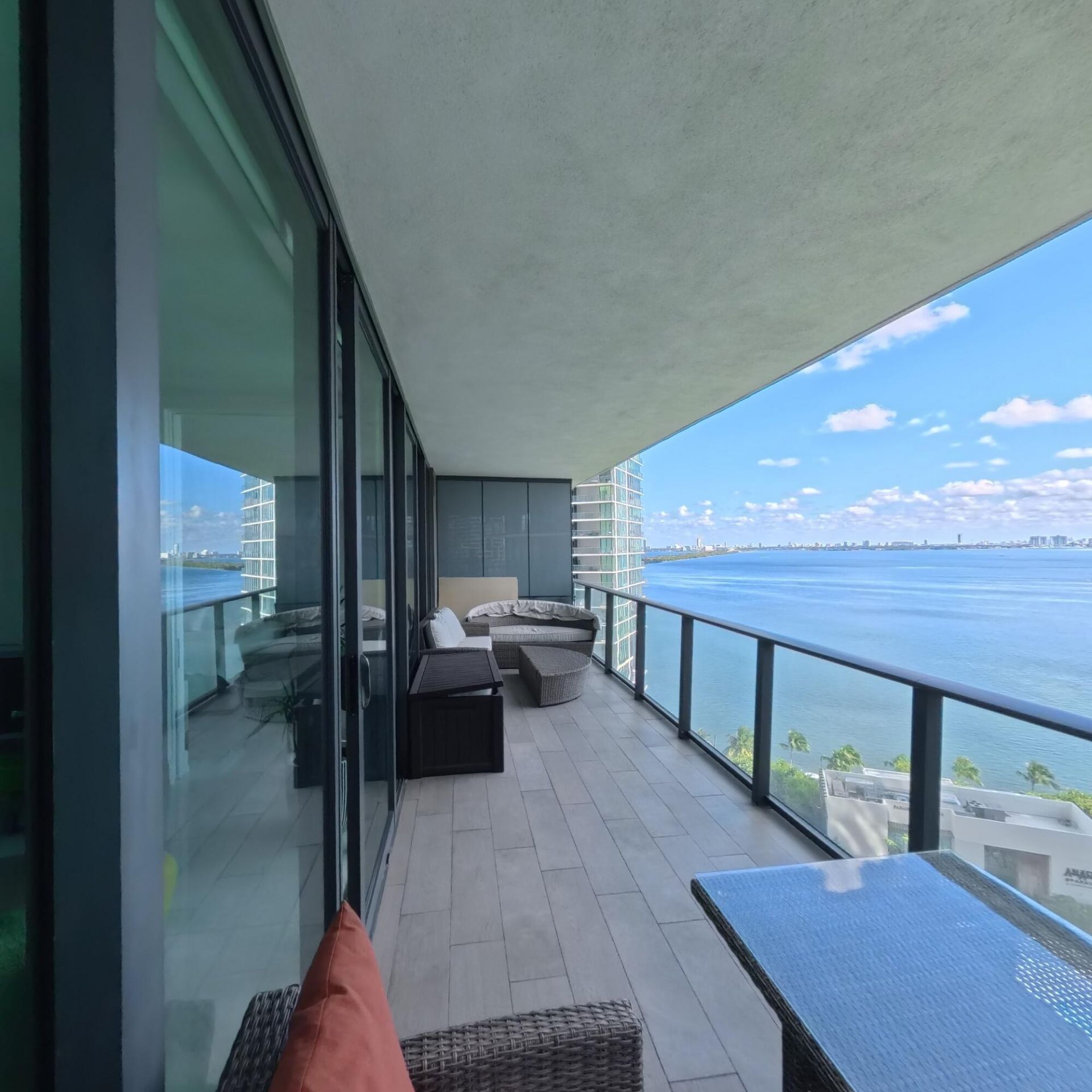 650 NE 32nd Street, Unit 1601, Miami, FL 33137 Photo