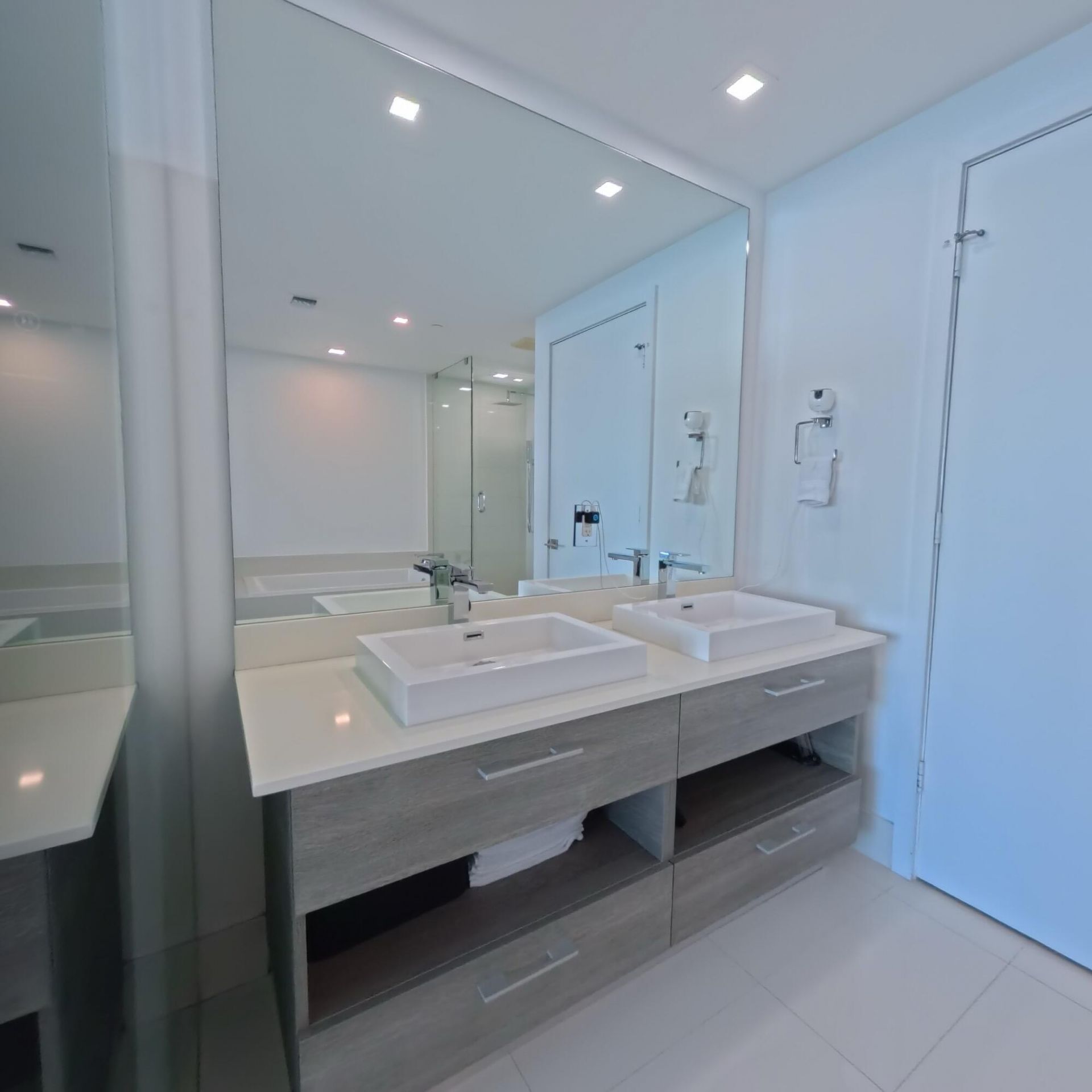 650 NE 32nd Street, Unit 1601, Miami, FL 33137 Photo