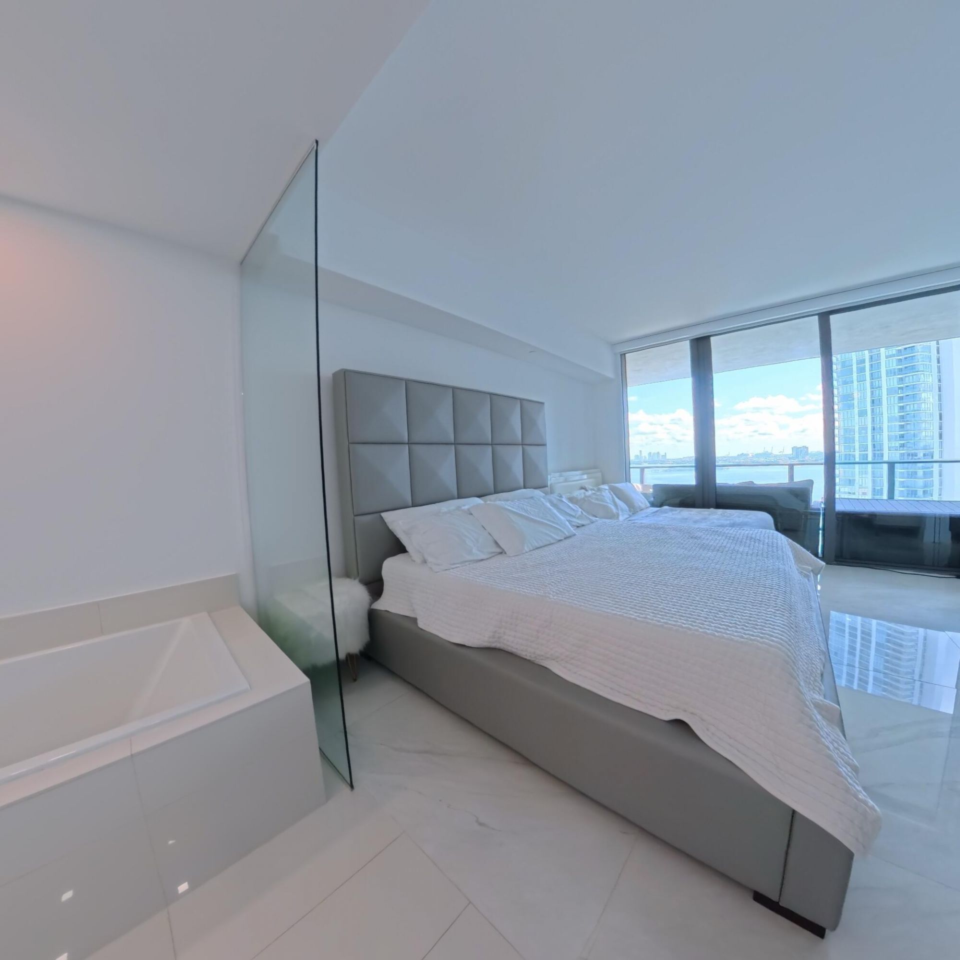 650 NE 32nd Street, Unit 1601, Miami, FL 33137 Photo