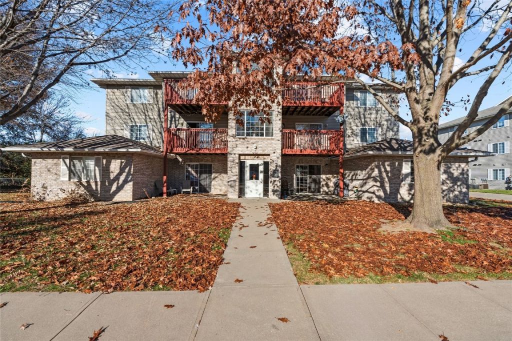 604 Kimberlite Street, Tiffin, IA 52340 Main Photo